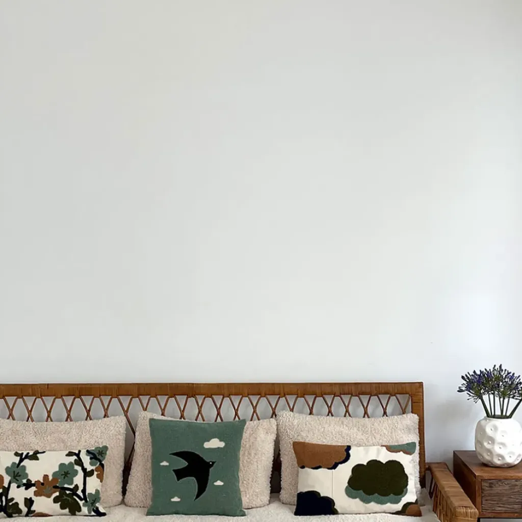 Fabrique de Styles Coussin en coton brodé fleuri écru 30x50cm* Coussins Et Housses